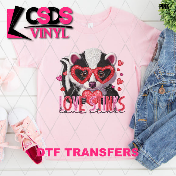 DTF Transfer - DTF006823 Love Stinks Skunk Faux Embroidery/Glitter